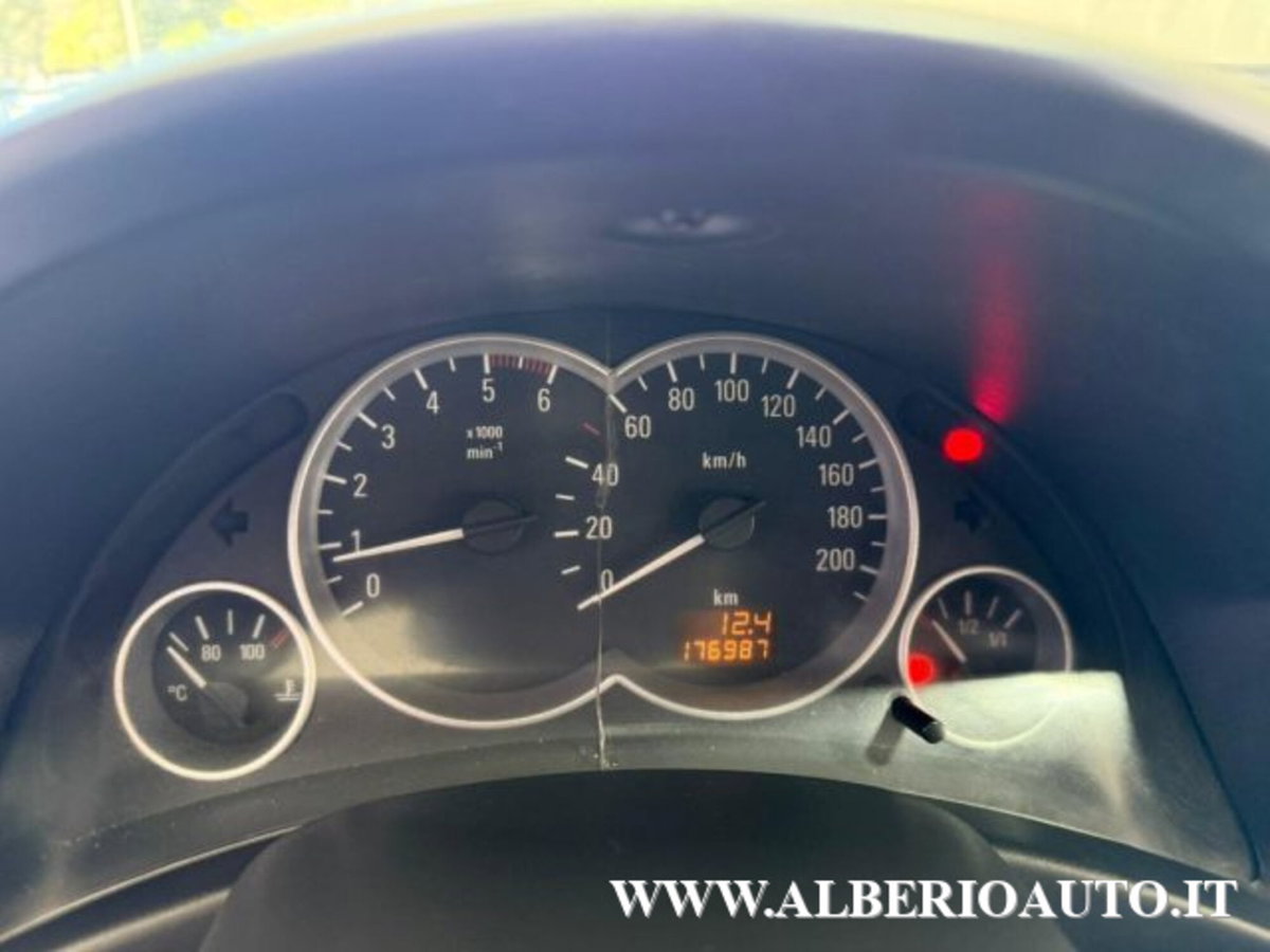 Opel Tigra TwinTop 1.3 CDTI Sport (12)