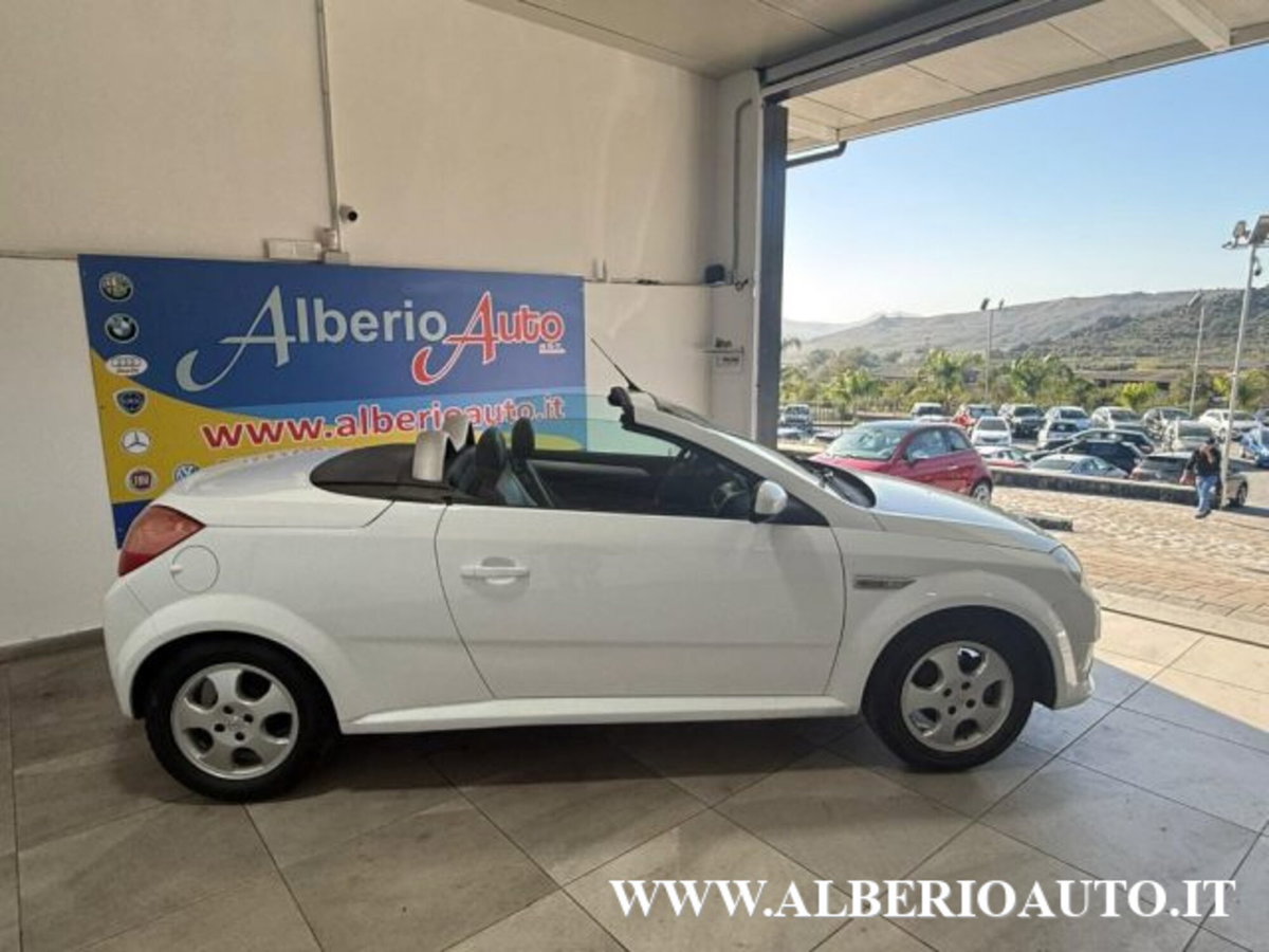 Opel Tigra TwinTop 1.3 CDTI Sport (14)