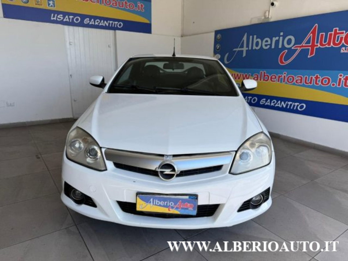 Opel Tigra TwinTop 1.3 CDTI Sport (2)