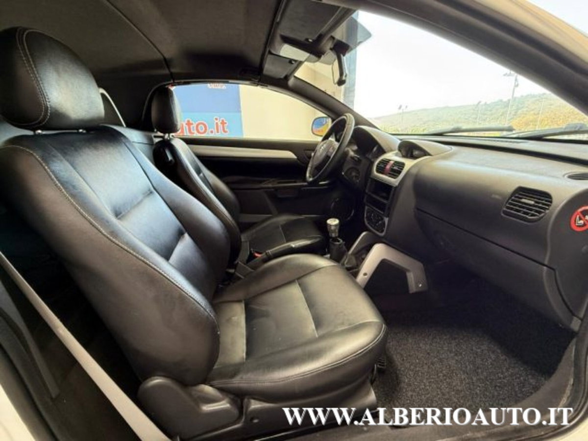 Opel Tigra TwinTop 1.3 CDTI Sport (7)