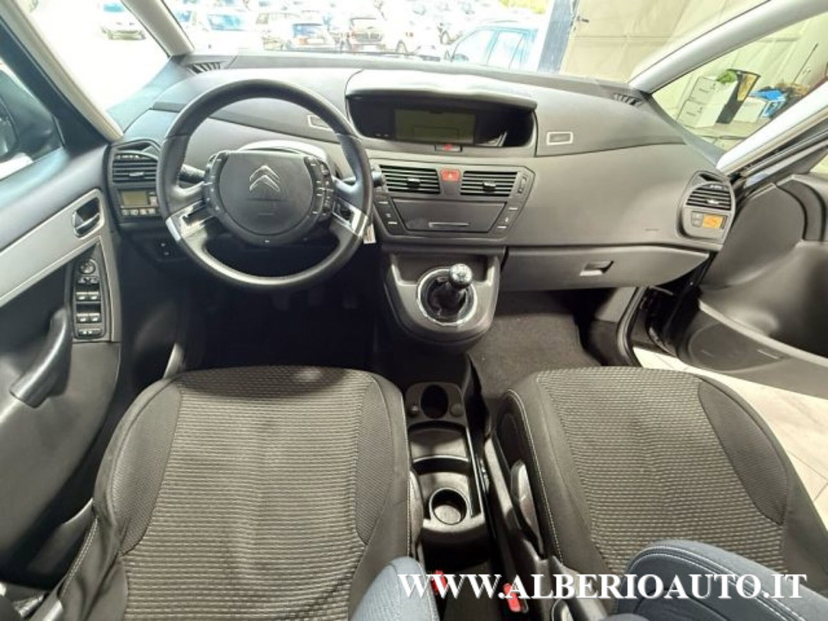 Citroen C4 Picasso 1.6 HDi 110 FAP Exclusive (16)