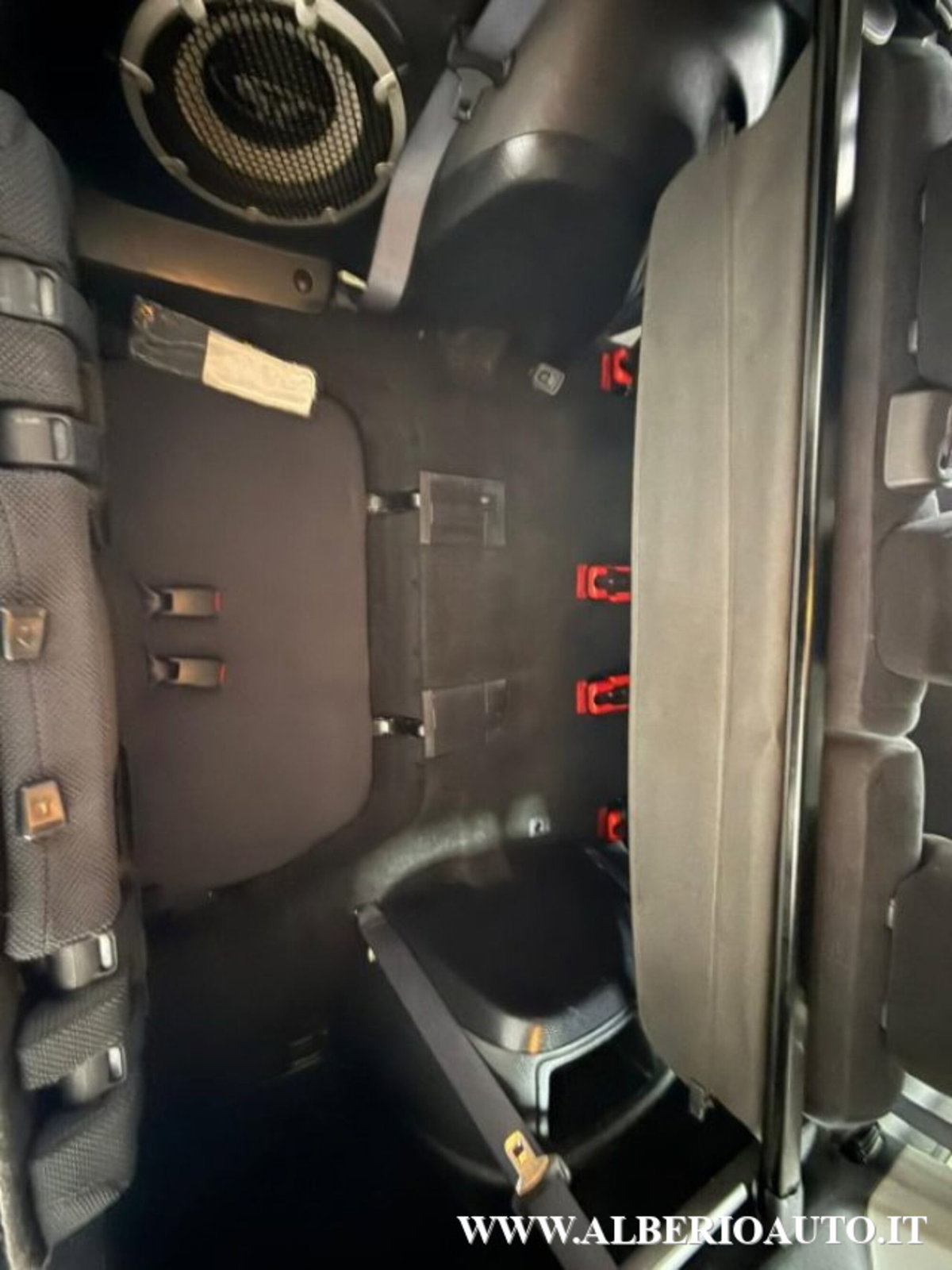 Mitsubishi Outlander 2.0 DI-D Instyle 7 p.ti DPF (11)