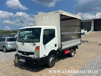 Nissan Cabstar 35.12 2.5 TDI 121CV PC-RG Cabinato usata