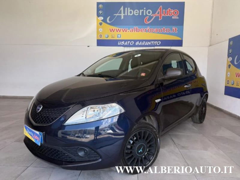 Lancia Ypsilon 1.2 69 CV 5 porte GPL Ecochic Silver