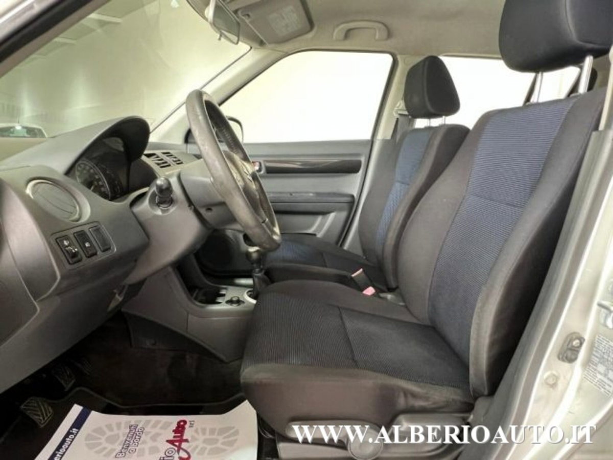 Suzuki Swift 1.3 4x4 5p. GL (13)