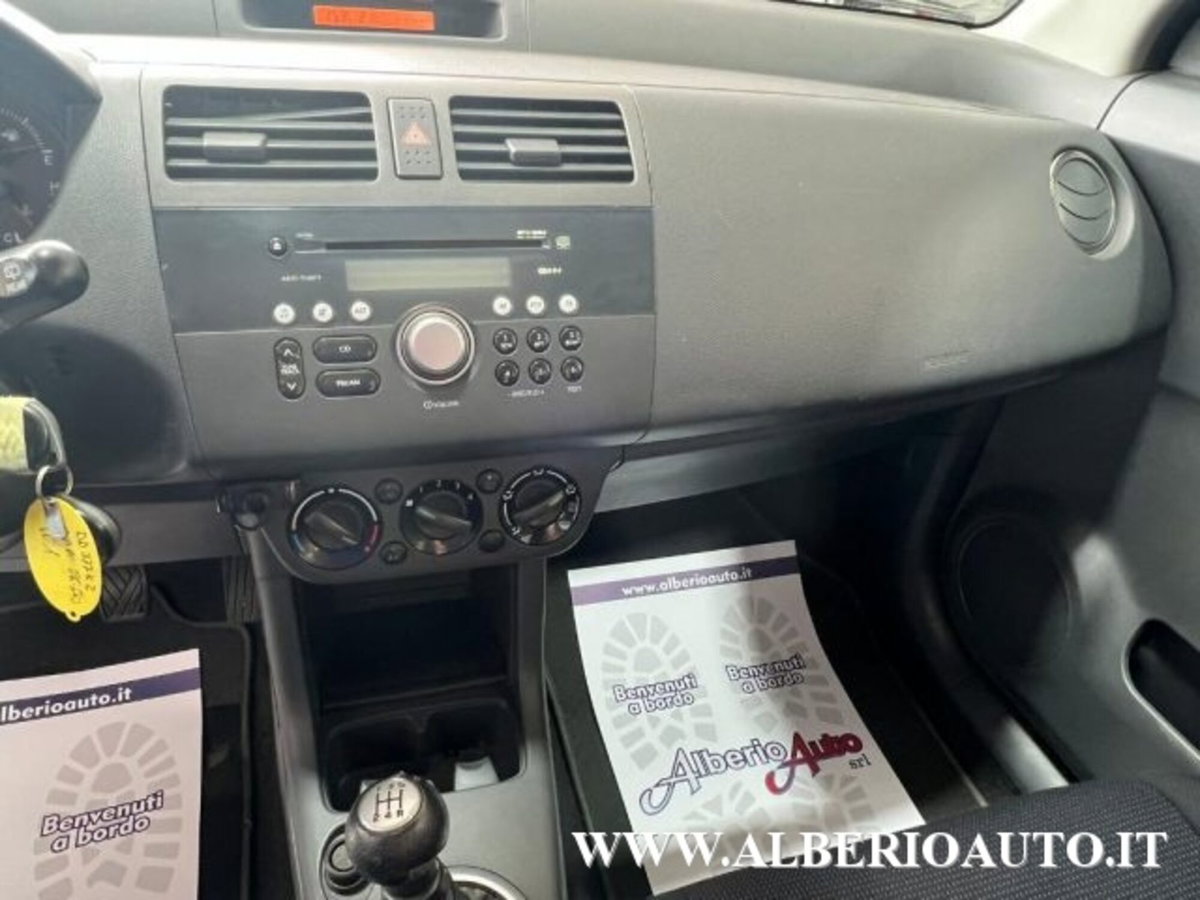 Suzuki Swift 1.3 4x4 5p. GL (16)