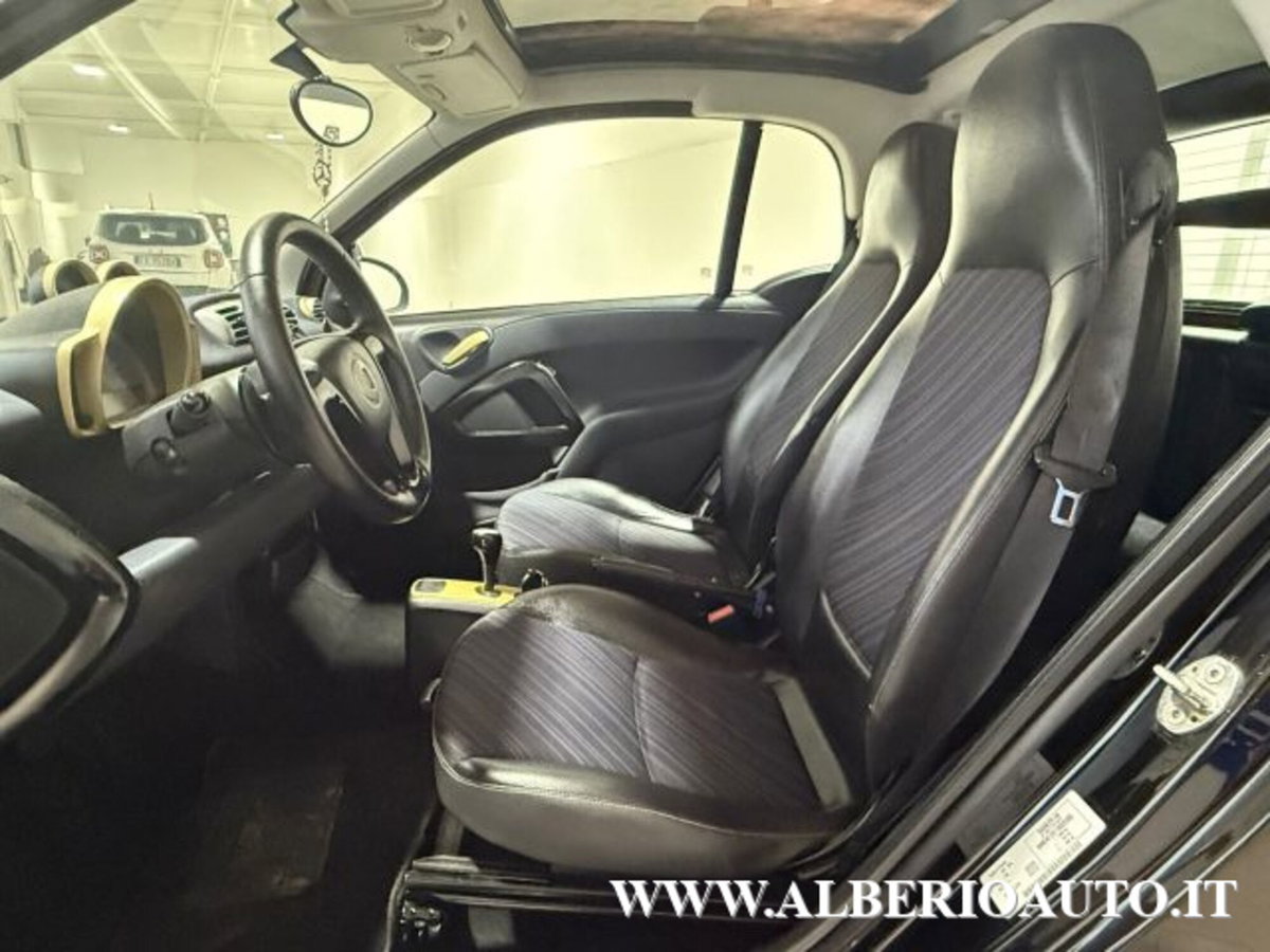 smart Fortwo 800 40 kW coupé pulse cdi (12)