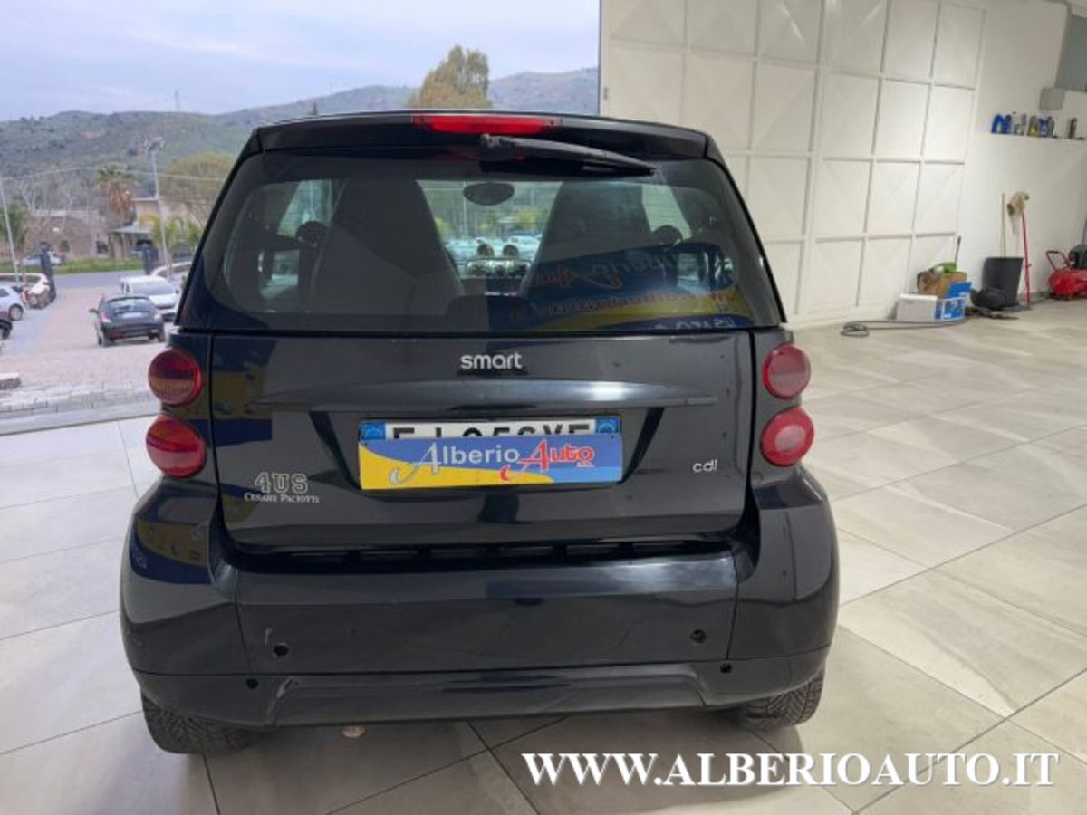 smart Fortwo 800 40 kW coupé pulse cdi (6)