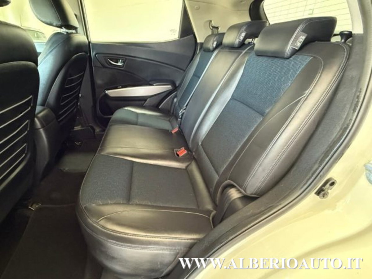 Ssangyong Tivoli 1.6d 2WD Be (10)