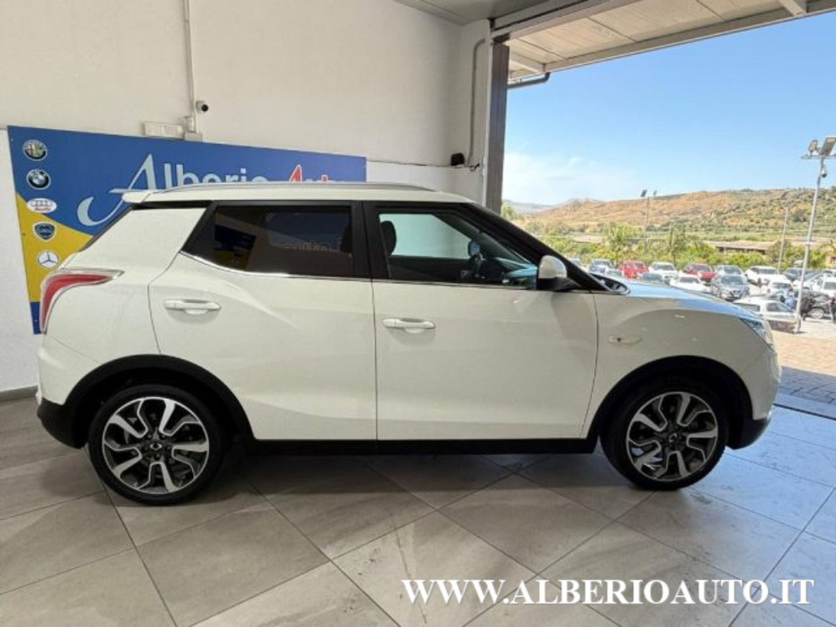 Ssangyong Tivoli 1.6d 2WD Be (4)