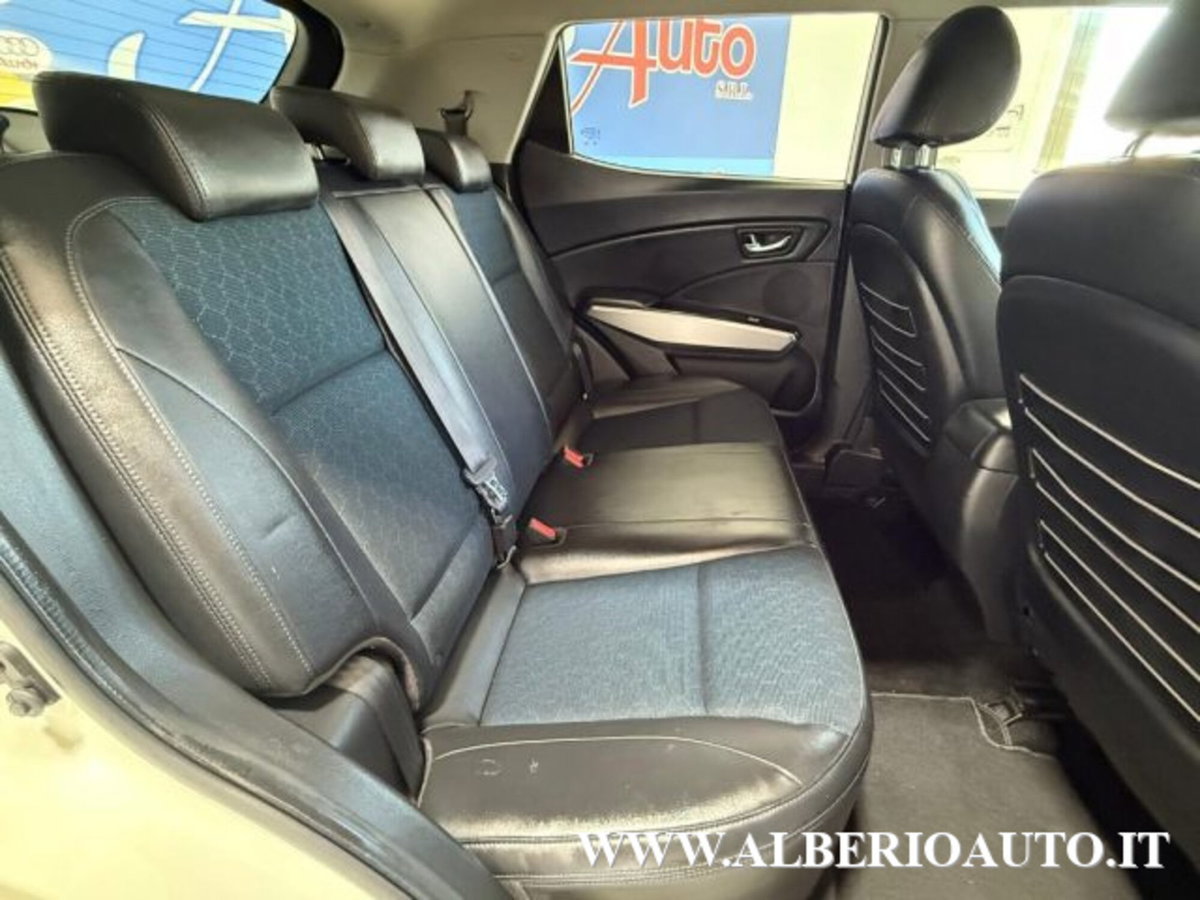 Ssangyong Tivoli 1.6d 2WD Be (9)