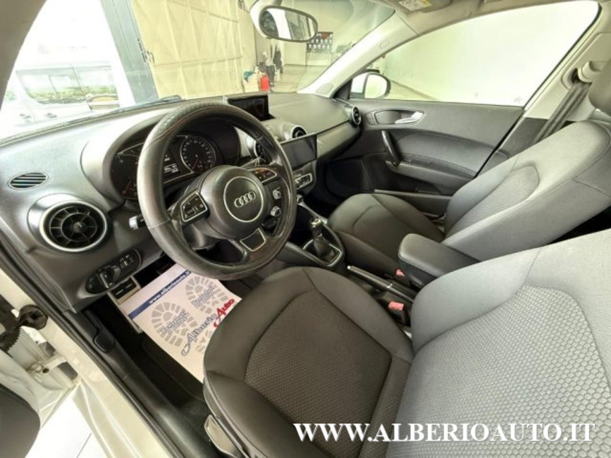 Audi A1 Sportback 1.4 TDI Admired (14)