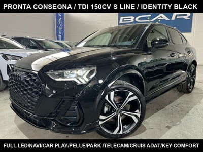 Audi Q3 Sportback 35 2.0 tdi Identity Black s-tronic