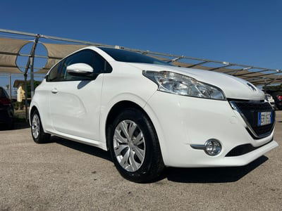 Peugeot 208 VTi 82 CV 3 porte Allure usata