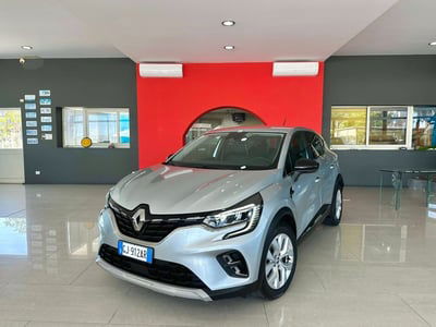 Renault Captur Plug-in Hybrid E-Tech 160 CV Intens usata