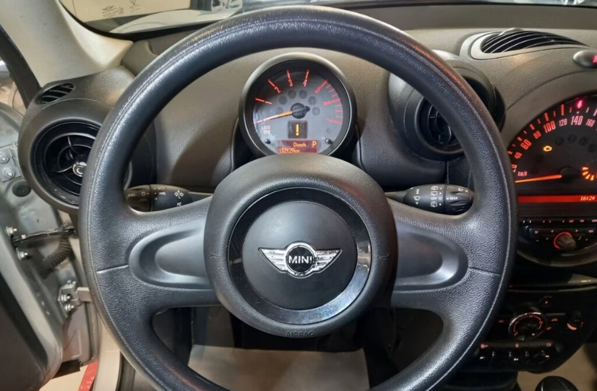 MINI Mini Countryman 1.6 Cooper D Business Countryman (10)