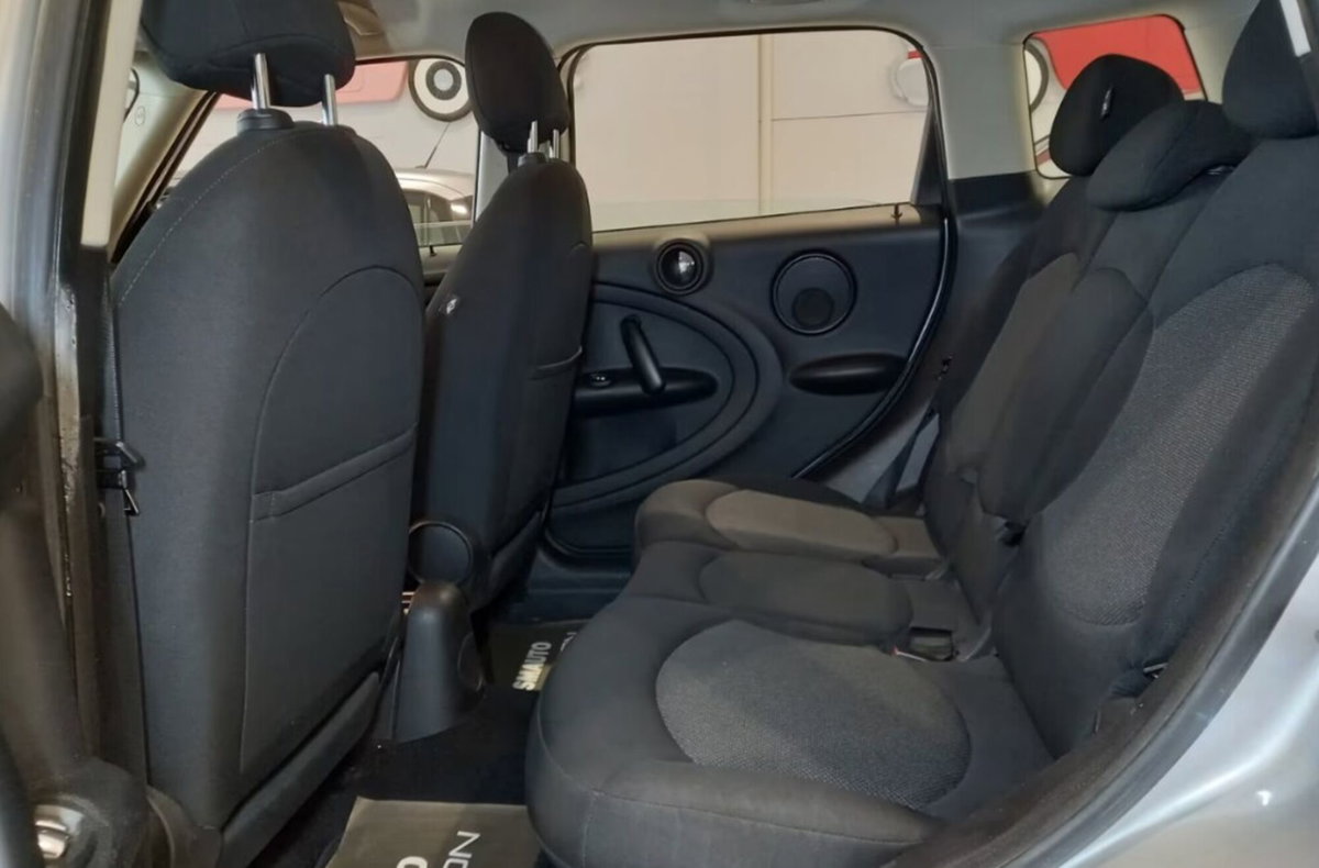 MINI Mini Countryman 1.6 Cooper D Business Countryman (15)