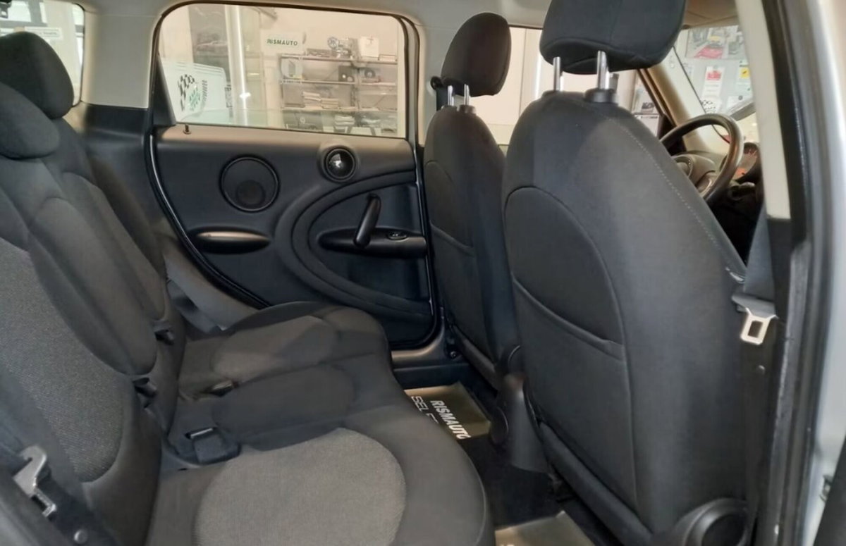 MINI Mini Countryman 1.6 Cooper D Business Countryman (18)
