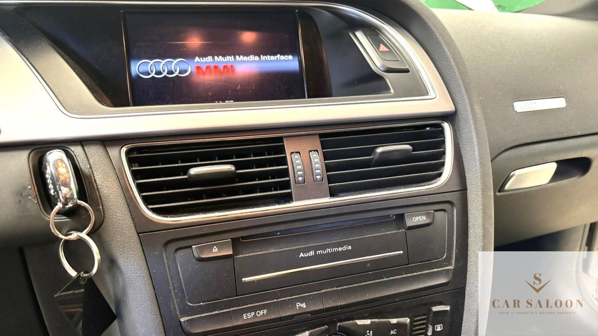 Audi A5 Coupé 2.0 TFSI 211 CV multitronic Ambiente (12)