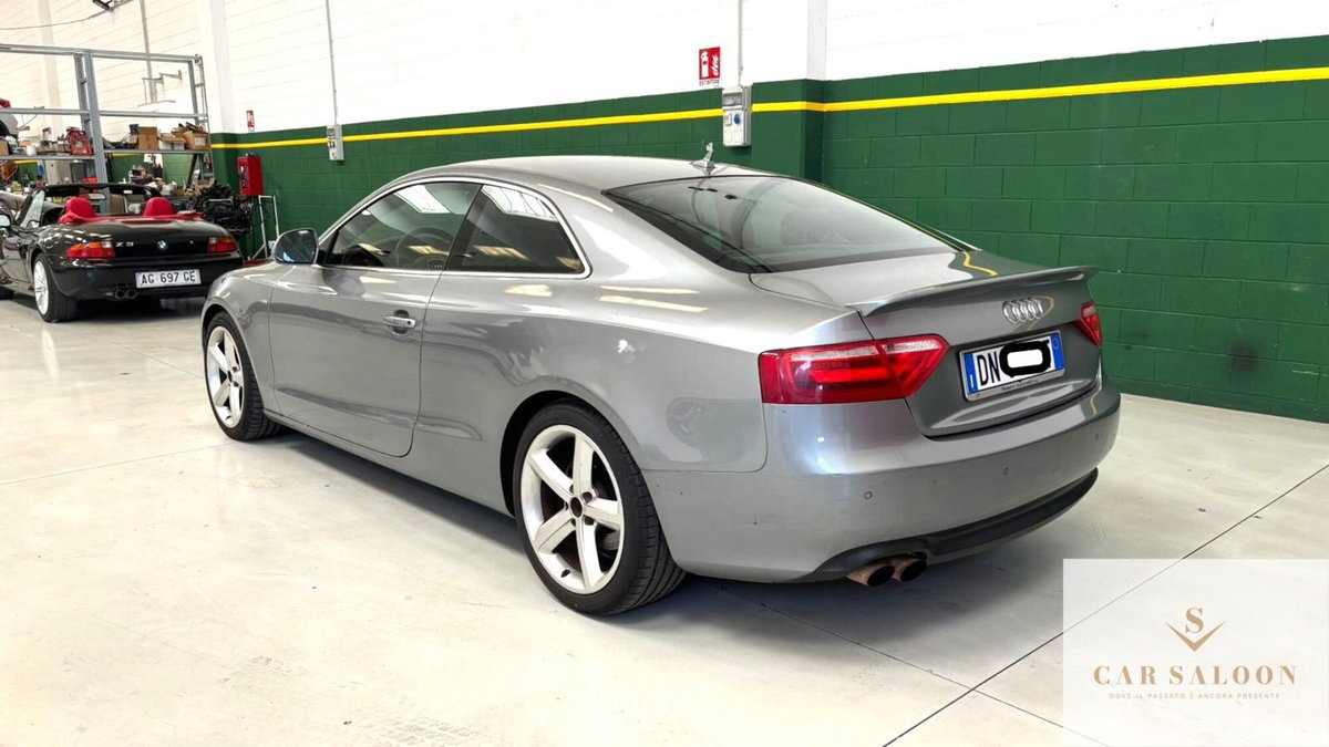 Audi A5 Coupé 2.0 TFSI 211 CV multitronic Ambiente (4)