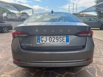 Skoda Octavia 2.0 TDI EVO SCR DSG Executive (4)