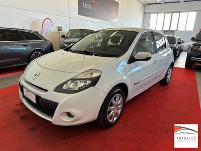 Renault Clio 1.2 16V 5 porte Luxe usata