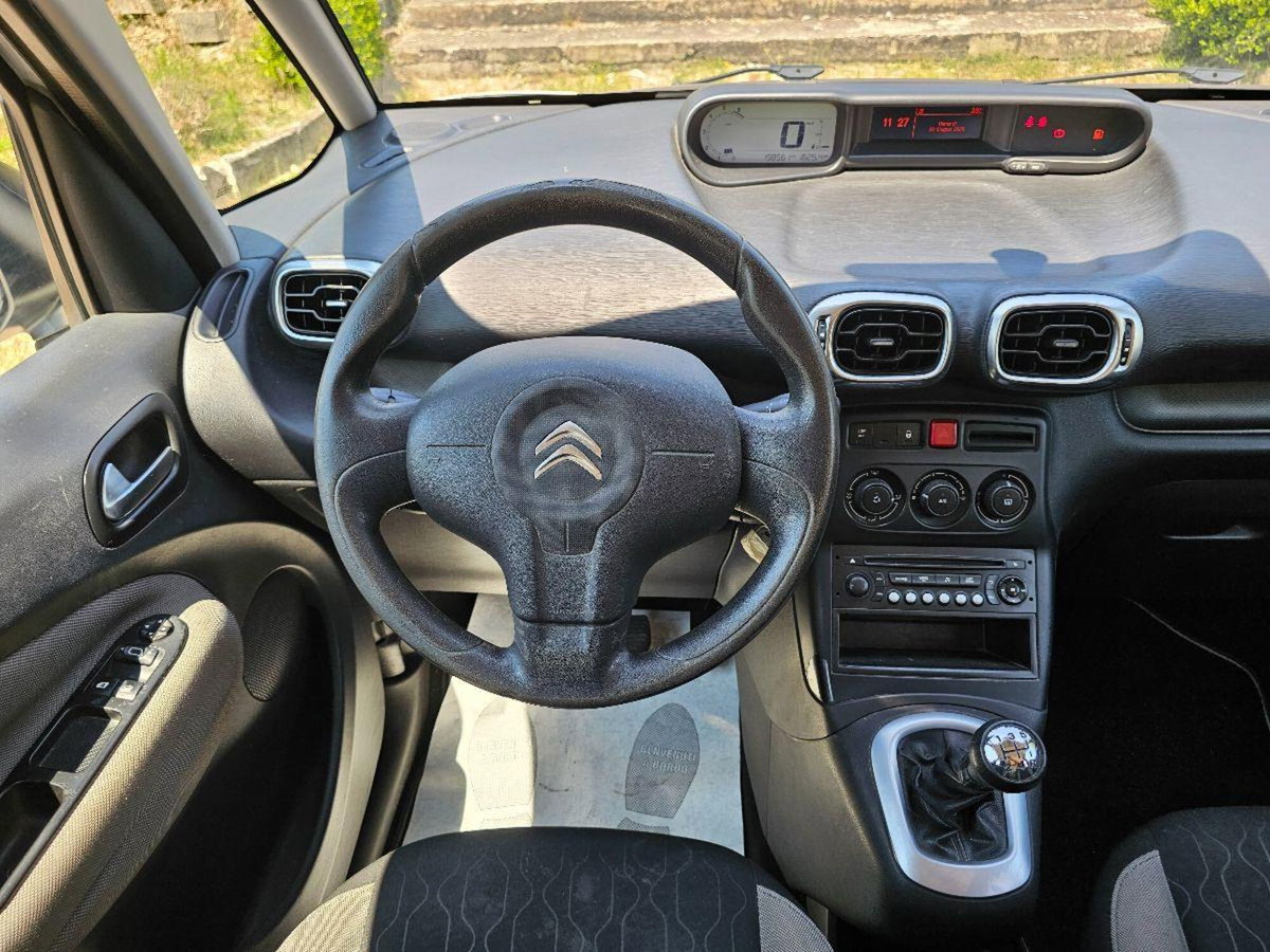 Citroen C3 Picasso 1.4 VTi 95 Exclusive (12)