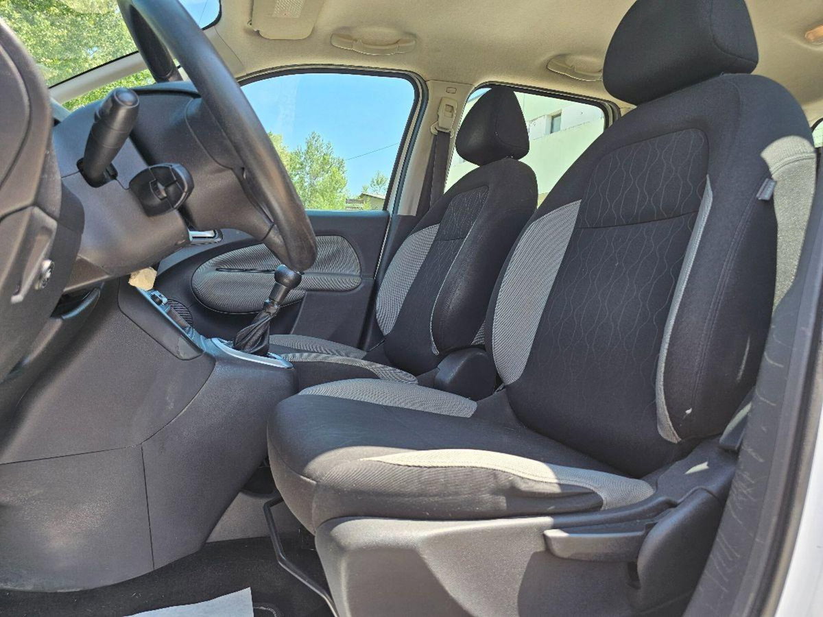 Citroen C3 Picasso 1.4 VTi 95 Exclusive (17)