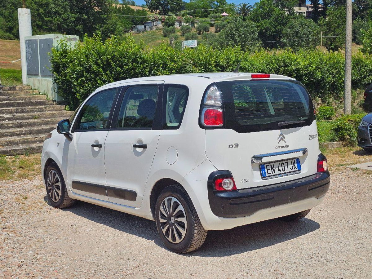 Citroen C3 Picasso 1.4 VTi 95 Exclusive (4)