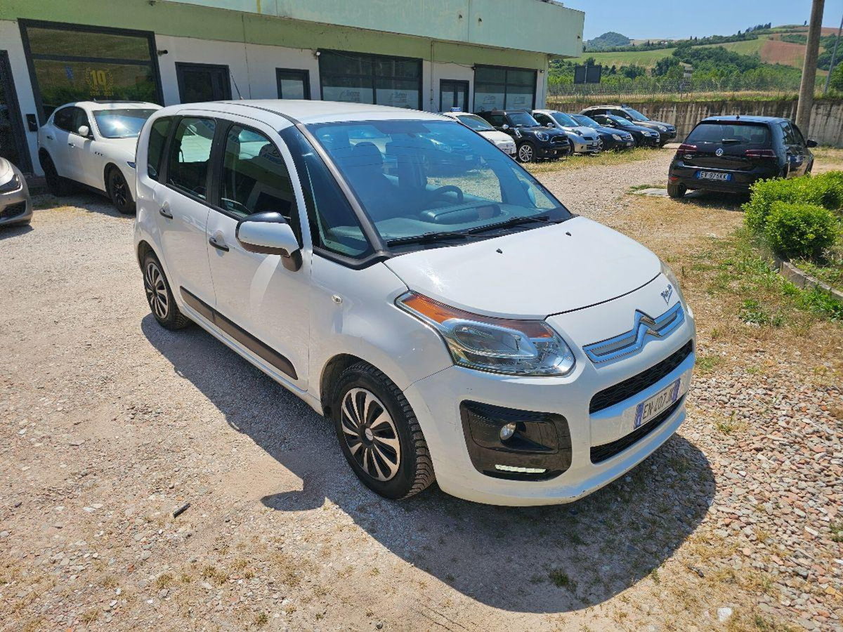 Citroen C3 Picasso 1.4 VTi 95 Exclusive (8)