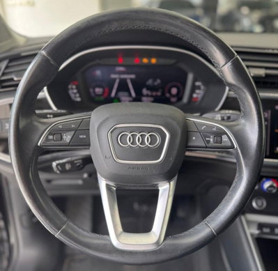 Audi Q3 35 TDI quattro S tronic Business (12)