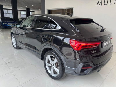 Audi Q3 35 TDI quattro S tronic Business (2)