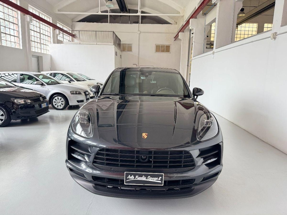 Porsche Macan 2.0 (2)