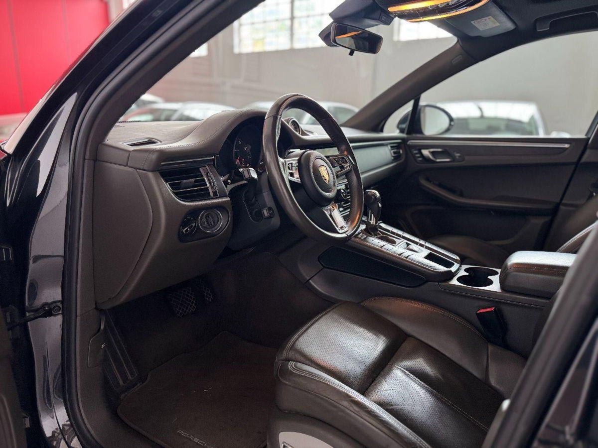 Porsche Macan 2.0 (5)