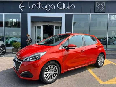 Peugeot 208 82 5 porte Active usata