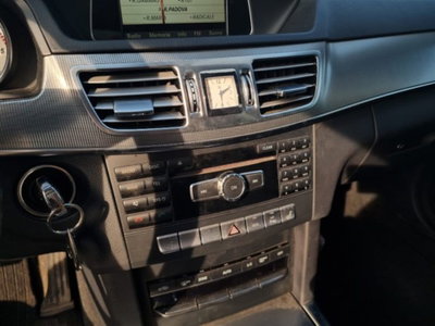 Mercedes-Benz Classe E 200 CDI Premium (10)