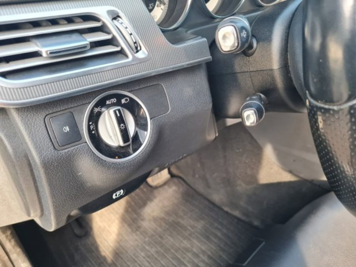 Mercedes-Benz Classe E 200 CDI Premium (16)