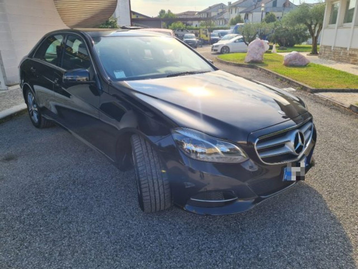 Mercedes-Benz Classe E 200 CDI Premium (2)