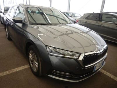 Skoda Octavia Station Wagon 2.0 TDI EVO SCR 150 CV DSG 4x4 Wagon Executive usata