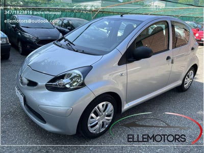 Toyota Aygo 1.0 12V VVT-i 5 porte Now usata