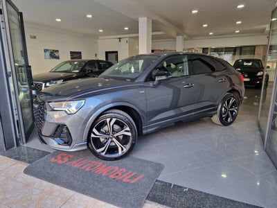 Audi Q3 Sportback 35 2.0 tdi Identity Black s-tronic usata