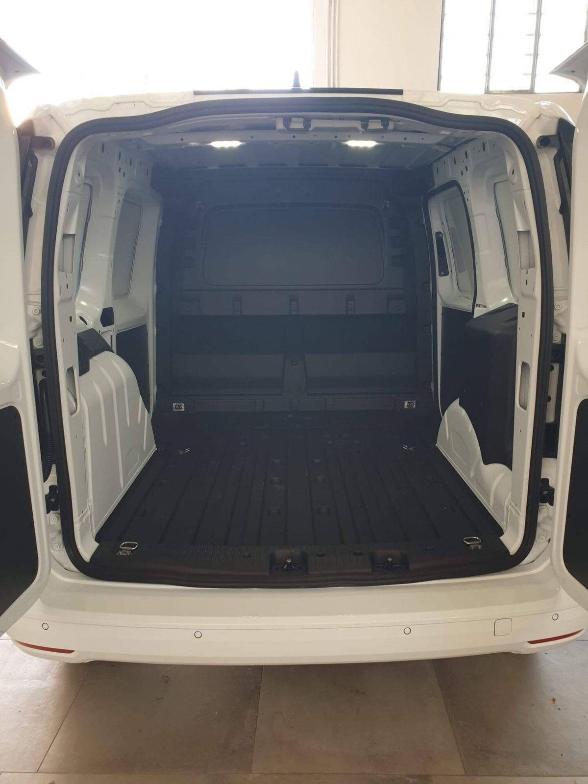 Ford Transit Connect  1.5 phev 150cv L2H1 Trend auto (10)