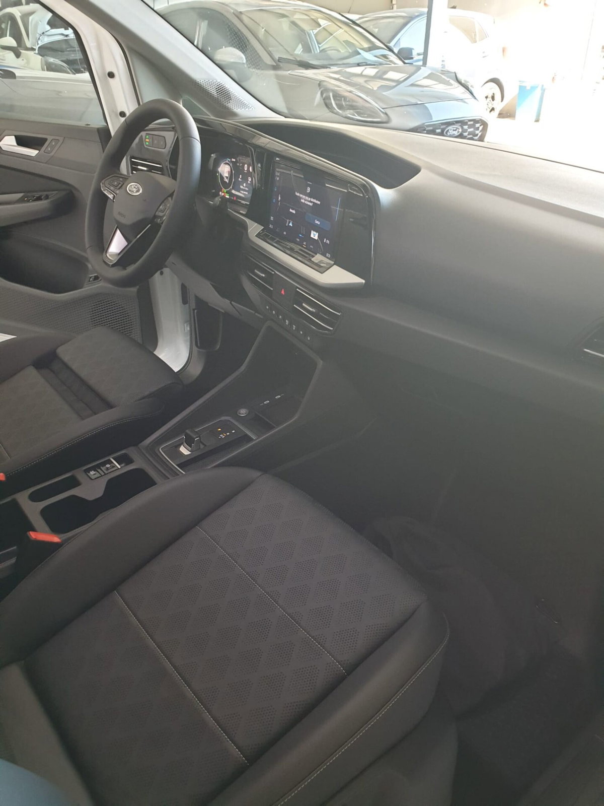 Ford Transit Connect  1.5 phev 150cv L2H1 Trend auto (11)