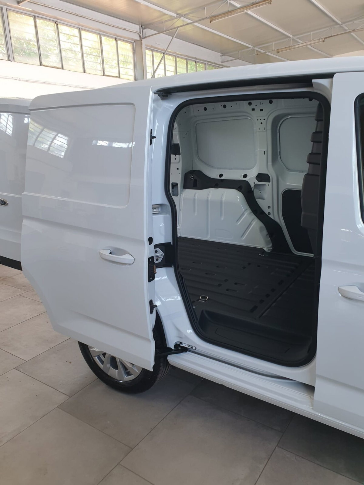 Ford Transit Connect  1.5 phev 150cv L2H1 Trend auto (8)