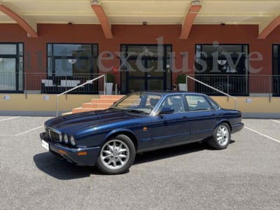 Jaguar XJ 4.0 cat Executive usata