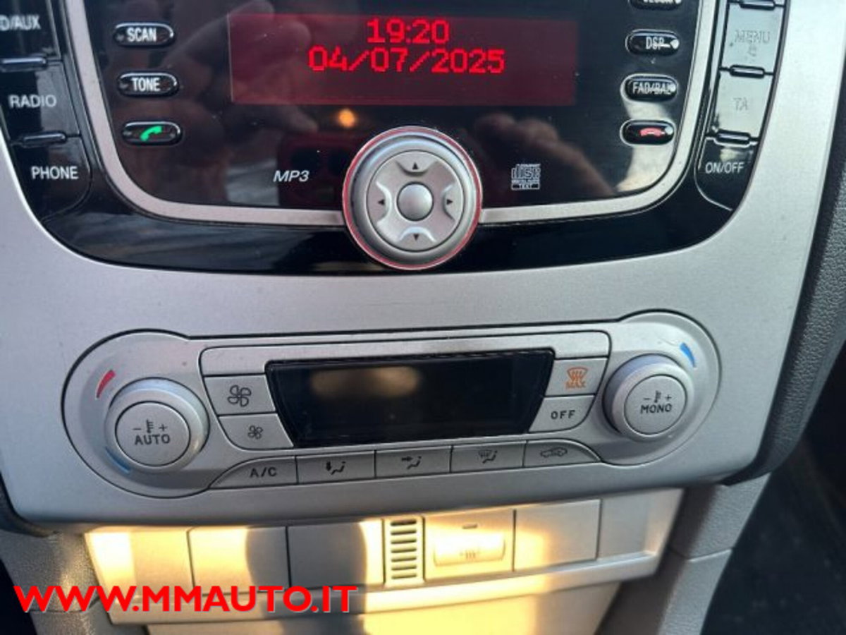 Ford Focus Station Wagon 1.6 TDCi (110CV) SW Tit. DPF (13)