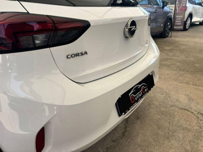 Opel Corsa 1.5 D 100 CV Edition (14)