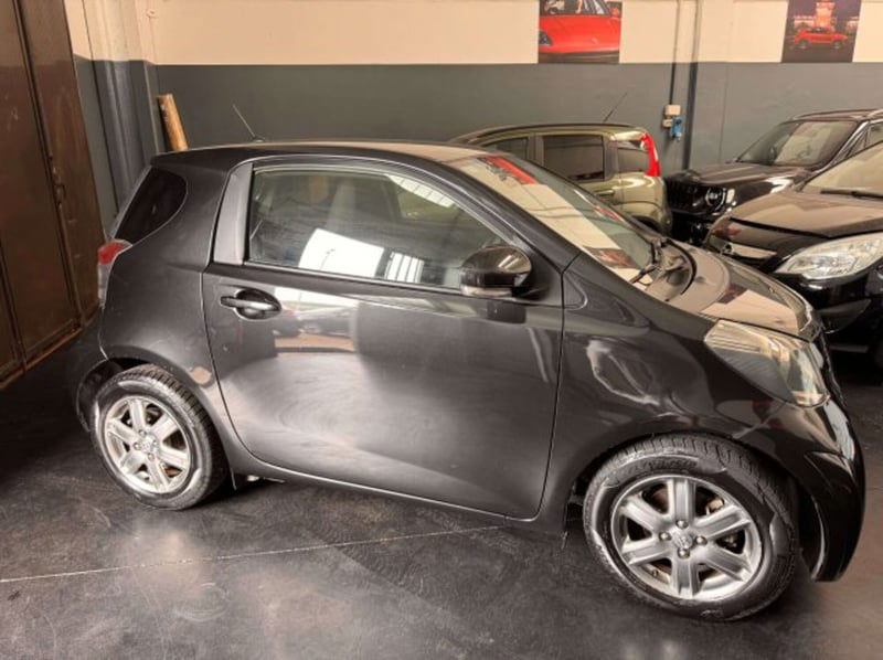 Toyota iQ 1.0 Multidrive