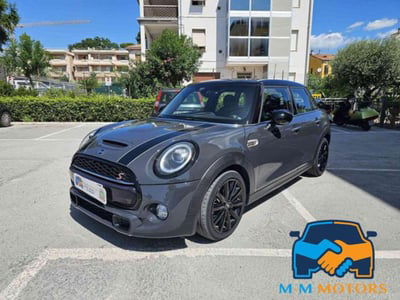 MINI Mini 2.0 Cooper SD aut. 5 porte usata