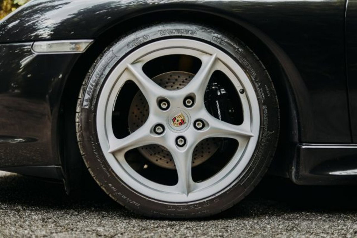Porsche 911 Coupé Carrera cat  40° Anniversary (12)